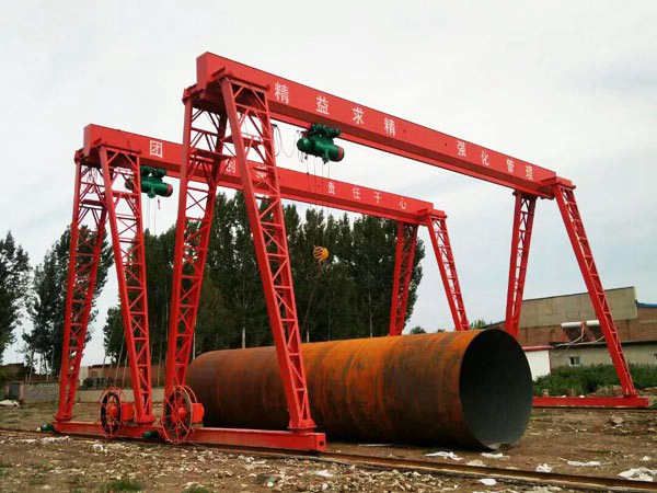 湖北黃石龍門吊租賃 45噸60噸龍門吊調(diào)鋼管用