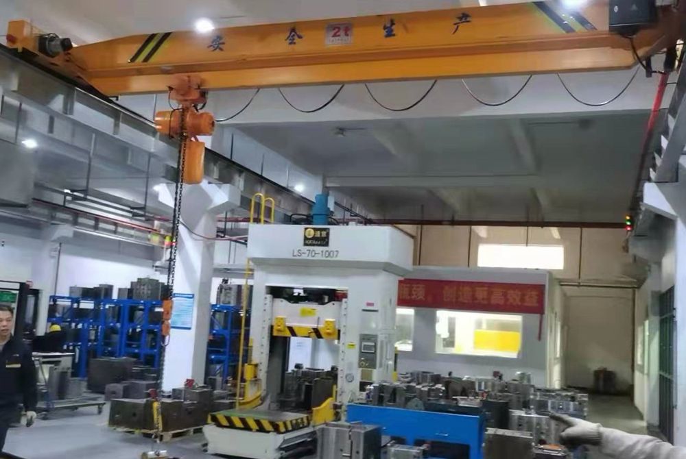 LD型電動(dòng)單梁起重機(jī)、LDA電動(dòng)單梁起重機(jī)生產(chǎn)廠家