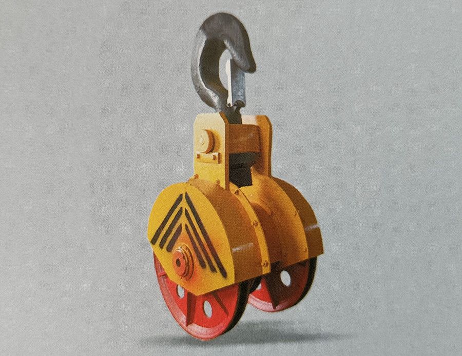 起重吊鉤廠家、起重機(jī)半封閉吊鉤組