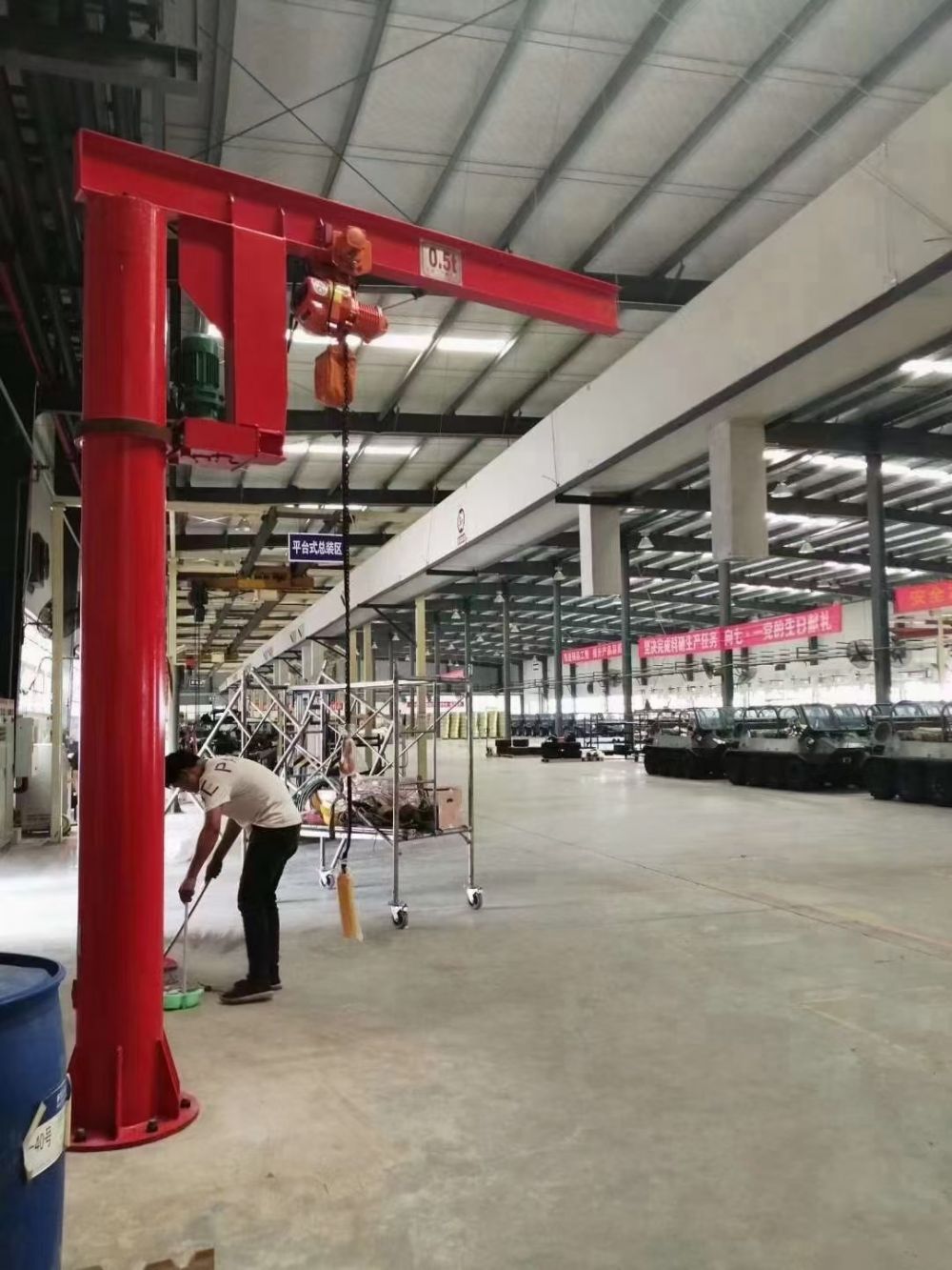 西安旋臂吊廠家報價、旋臂起重機設(shè)計制造、安裝維修