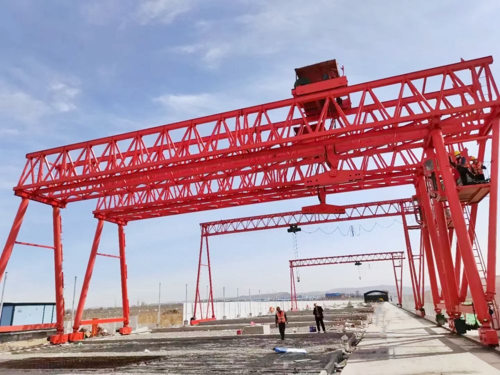 提梁機(jī)廠家、型號、參數(shù)、工程門式起重機(jī)、梁場龍門吊制造安裝維修