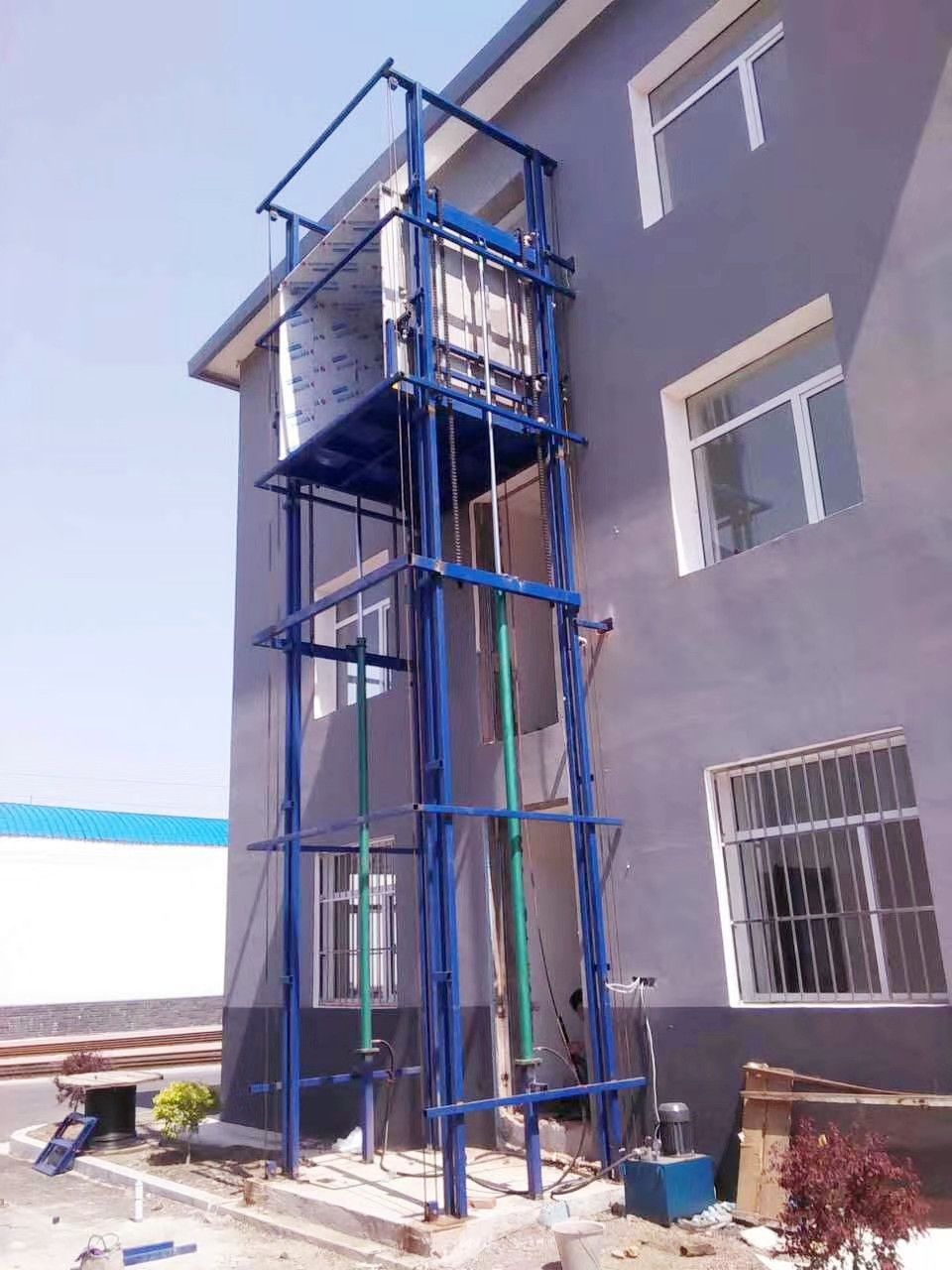 常州液壓升降機(jī)、SJD型鏈條導(dǎo)軌式載貨升降平臺(tái)生產(chǎn)廠家