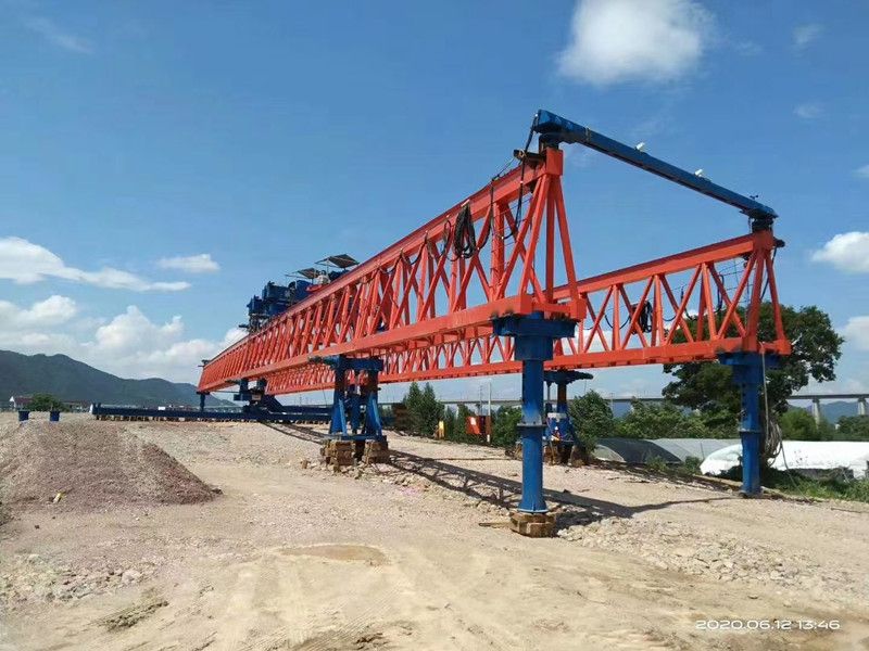 路橋起重機(jī)械、架橋機(jī)系列產(chǎn)品