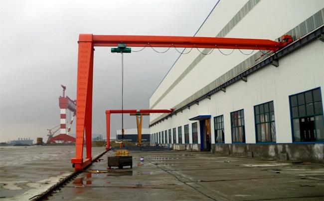 什么是半門式起重機(jī)及其特點(diǎn)