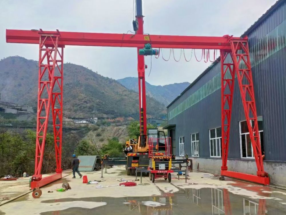 門式起重機、龍門吊廠家、MH門式起重機設計制造、安裝維修
