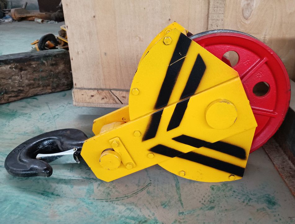 周口電動葫蘆配件、葫蘆吊鉤滑輪組廠家銷售