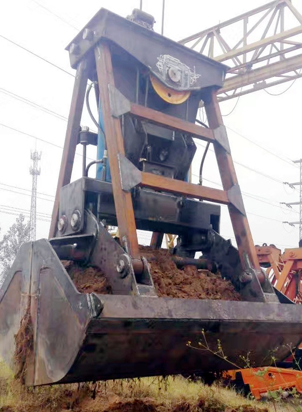 貴州銅仁起重抓斗、電動(dòng)液壓機(jī)械抓斗抓具廠家銷售、安裝維修