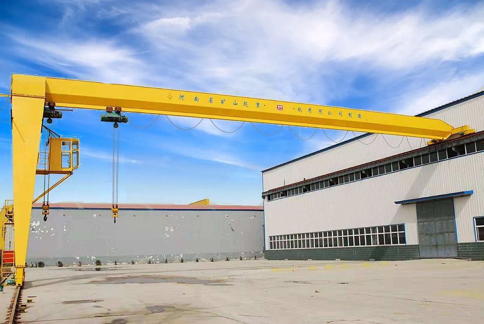 什么是半門式起重機(jī)？