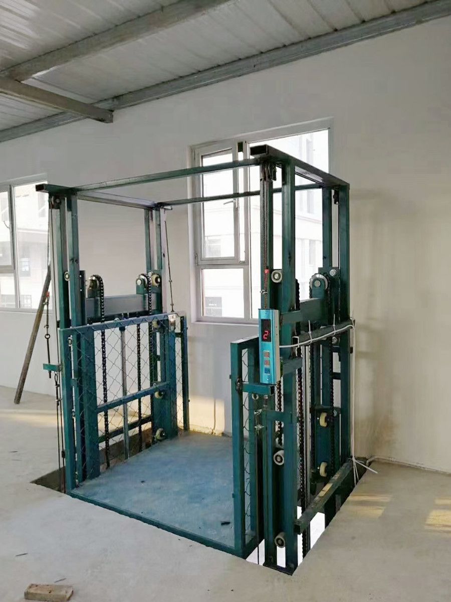河南新鄉(xiāng)液壓升降機(jī)、導(dǎo)軌鏈條式液壓升降平臺(tái)貨梯