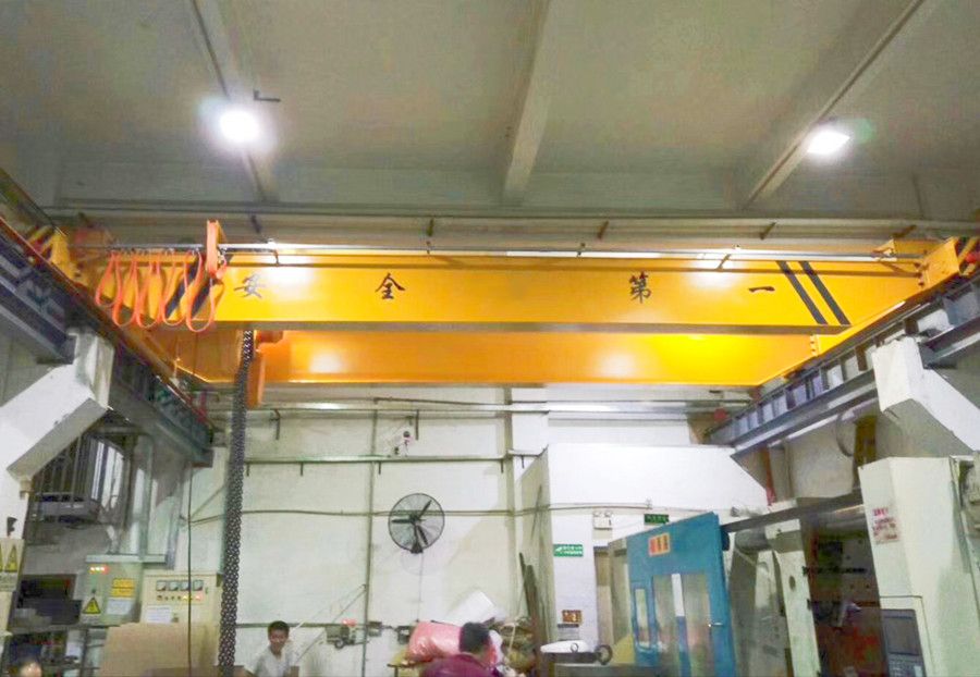 海南三亞起重機(jī)械、LH型電動(dòng)葫蘆雙梁橋式起重機(jī)