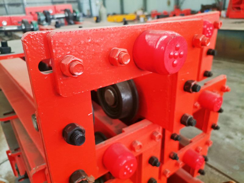 河南歐式懸掛起重機(jī)端梁、懸掛起重機(jī)梁頭廠家批發(fā)