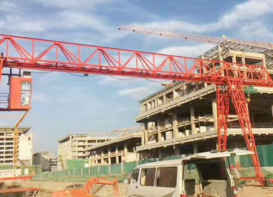 呼和浩特門式起重機(jī)、1-32噸電動單梁門式起重機(jī)制造安裝維修