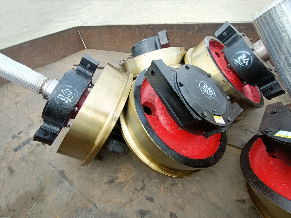 行車(chē)大輪、橋式門(mén)式起重機(jī)車(chē)輪組廠家品牌、技術(shù)參數(shù)、材質(zhì)、價(jià)格