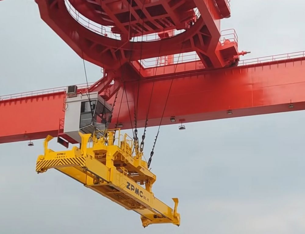 門式起重機/龍門吊集裝箱吊具、可收縮型集裝箱吊具