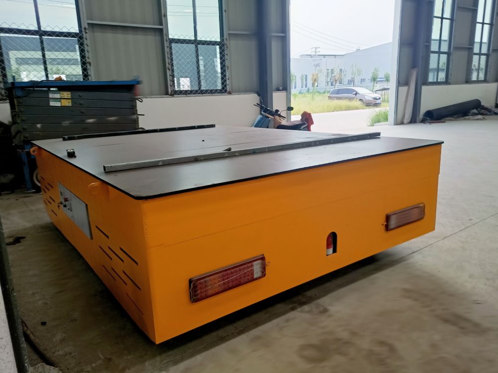 電動地平車、無軌自行走液壓轉(zhuǎn)向電動平車