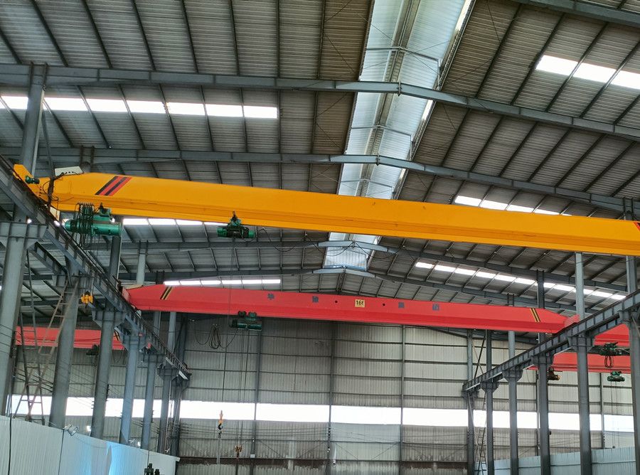 新鄉(xiāng)市LDA電動單梁起重機(jī)生產(chǎn)廠家、河南省雷邁重工有限公司