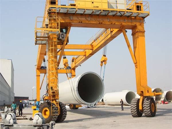 橡膠輪胎門式起重機(jī)有幾種機(jī)構(gòu)組成?