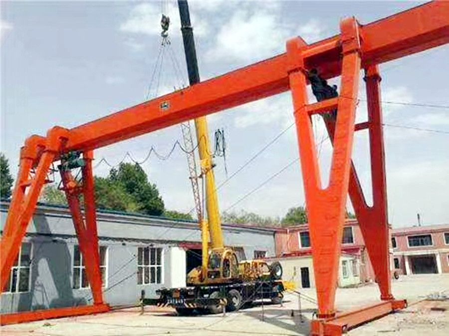 欽州龍門吊廠家、價(jià)格、型號(hào)、參數(shù)、單梁門式起重機(jī)制造安裝維修