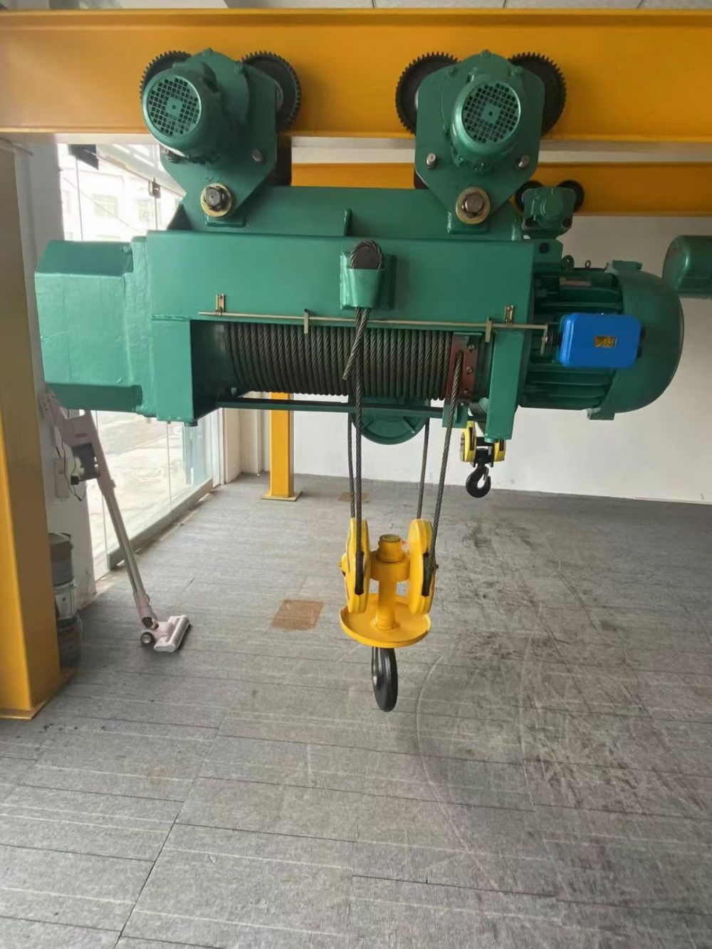 西安電動(dòng)葫蘆廠家品牌、單速、雙速電動(dòng)葫蘆批發(fā)零售、安裝維修