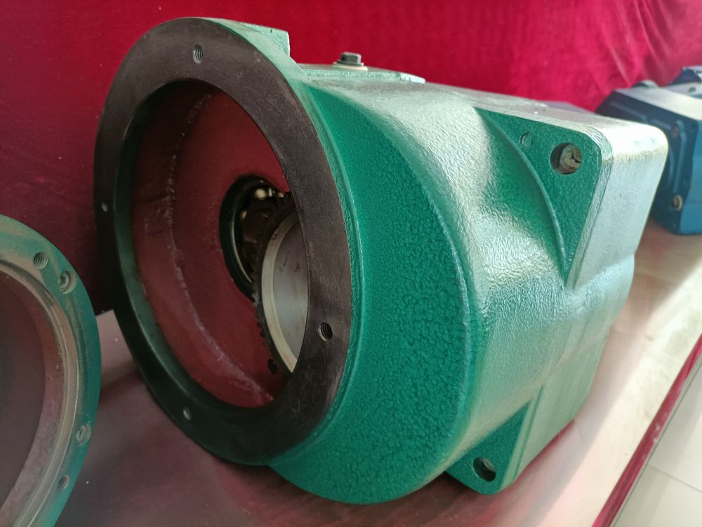 新鄉(xiāng)變速箱、減速器、減速機(jī)、LDA型變速箱廠家批發(fā)