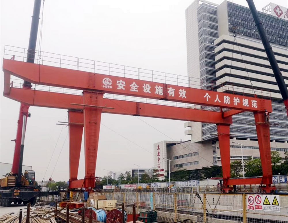 廣東地鐵出渣機(jī)、U型出渣機(jī)、出渣門式起重機(jī)租賃出租、安裝搬遷