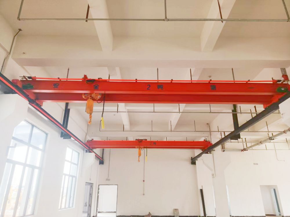 玉林雙梁天車、雙梁吊機(jī)、雙梁橋式起重機(jī)廠家銷售、安裝維修