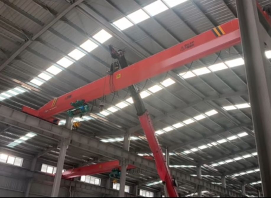 江西新余起重機(jī)、LDA型電動(dòng)單梁起重機(jī)