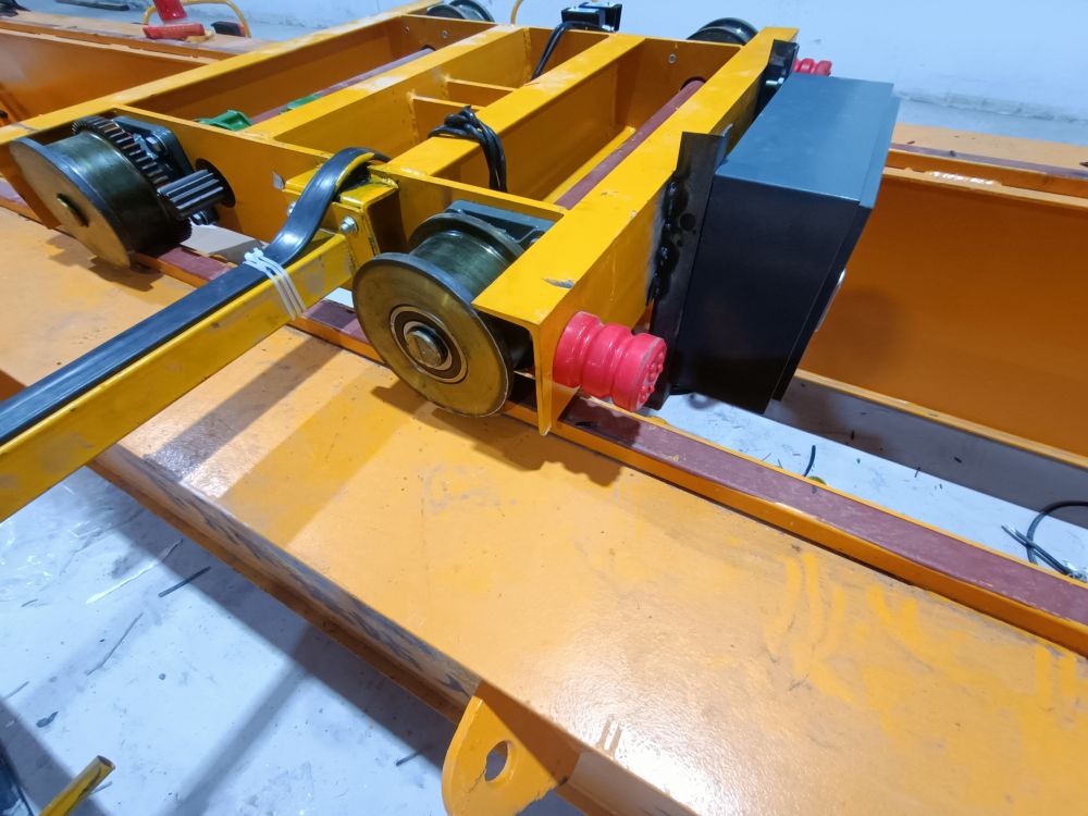 雙梁起重臺車、環(huán)鏈葫蘆小車、葫蘆臺車批發(fā)零售