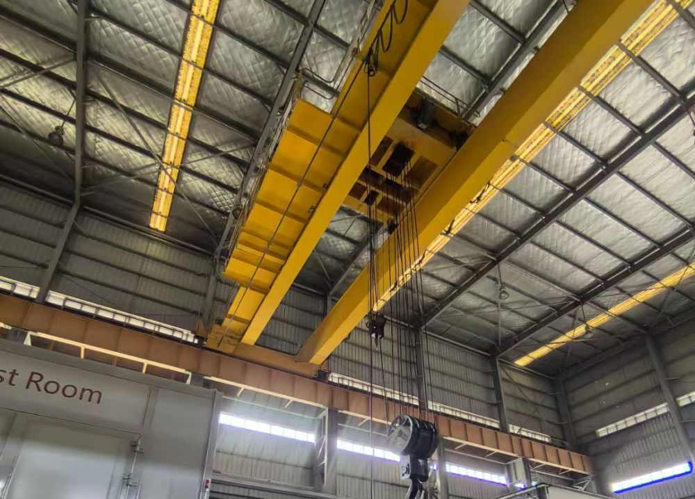 QD型吊鉤橋式起重機(jī)、河南長(zhǎng)垣起重機(jī)廠家報(bào)價(jià)