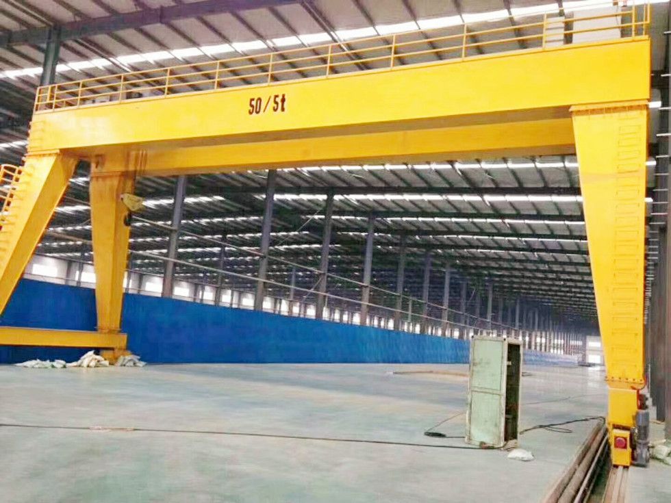 山東龍門吊、煙臺門式起重機(jī)、MG型電動雙梁門式起重機(jī)廠家銷售