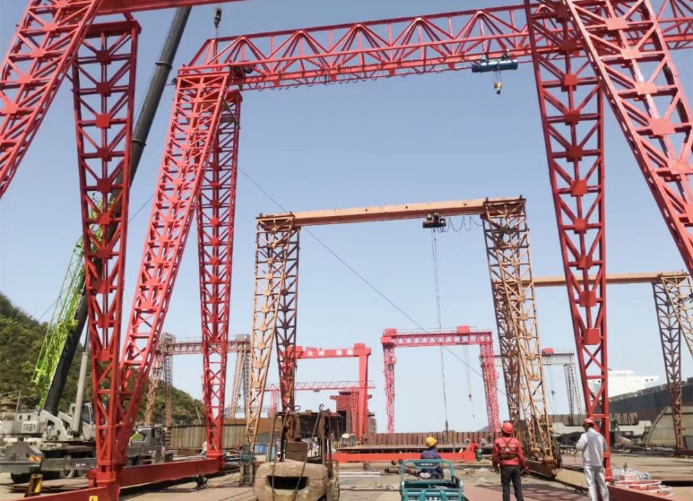 云南曲靖龍門吊設(shè)計(jì)制造、安裝維修、單梁門式起重機(jī)型號(hào)、參數(shù)、價(jià)格