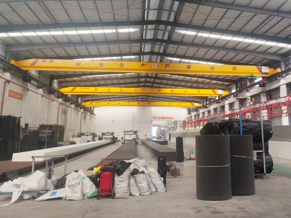 山東起重機(jī)、東營電動單梁橋式起重機(jī)廠家銷售