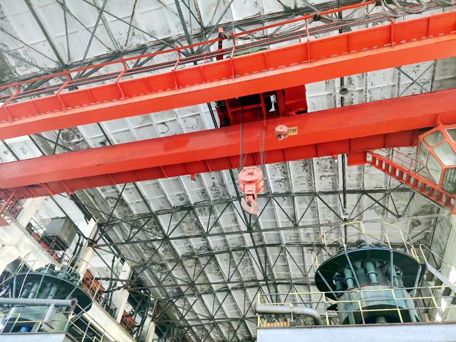 河南起重機械生產(chǎn)廠家太原銷售、QD型吊鉤橋式起重機