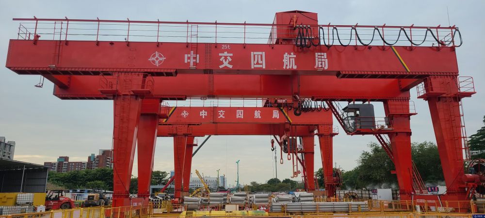 全國(guó)租賃龍門(mén)吊、門(mén)式起重機(jī)、出渣機(jī)出租廠(chǎng)家服務(wù)