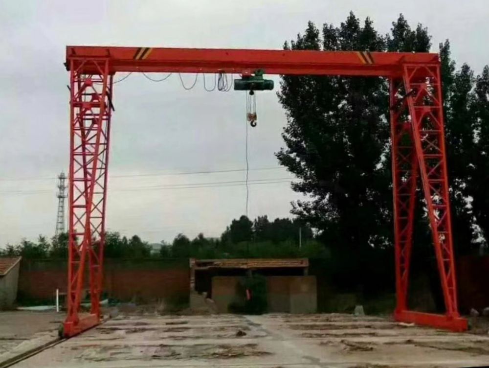 浙江寧波龍門吊、MH型電動(dòng)單梁門式起重機(jī)