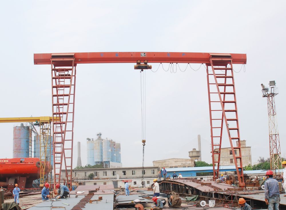 福建龍巖市電動單梁門式起重機(jī)、單梁龍門吊廠家銷售服務(wù)