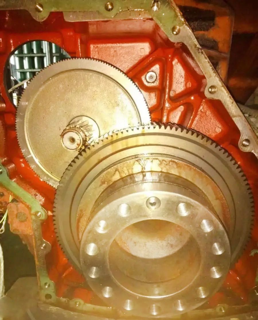 減速機(jī)出現(xiàn)漏油原因分析，如何預(yù)防以及排查方法