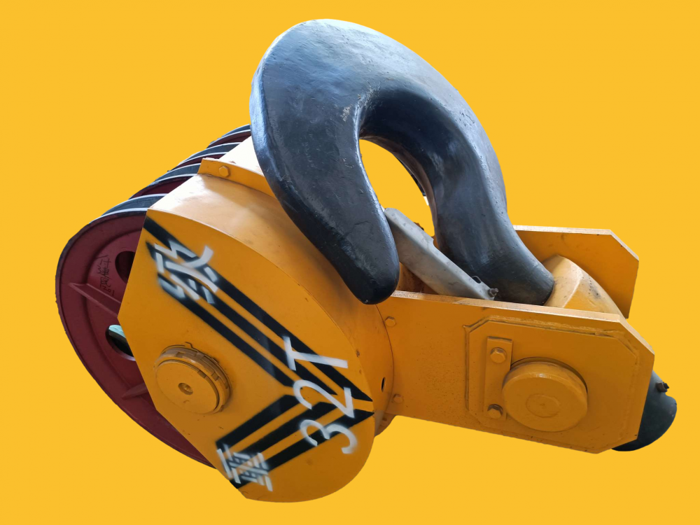 行車大鉤廠家、型號、材質、價格、起重機吊鉤吊具制造安裝維修