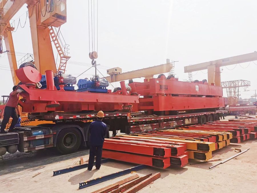 揭陽工程起重機、40m180t架橋機