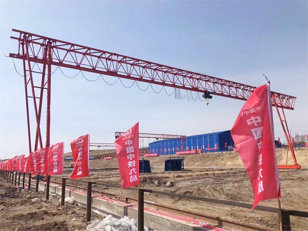 工程龍門(mén)吊、提梁機(jī)廠家銷(xiāo)售、型號(hào)參數(shù)、安裝搬遷維修、租賃出租