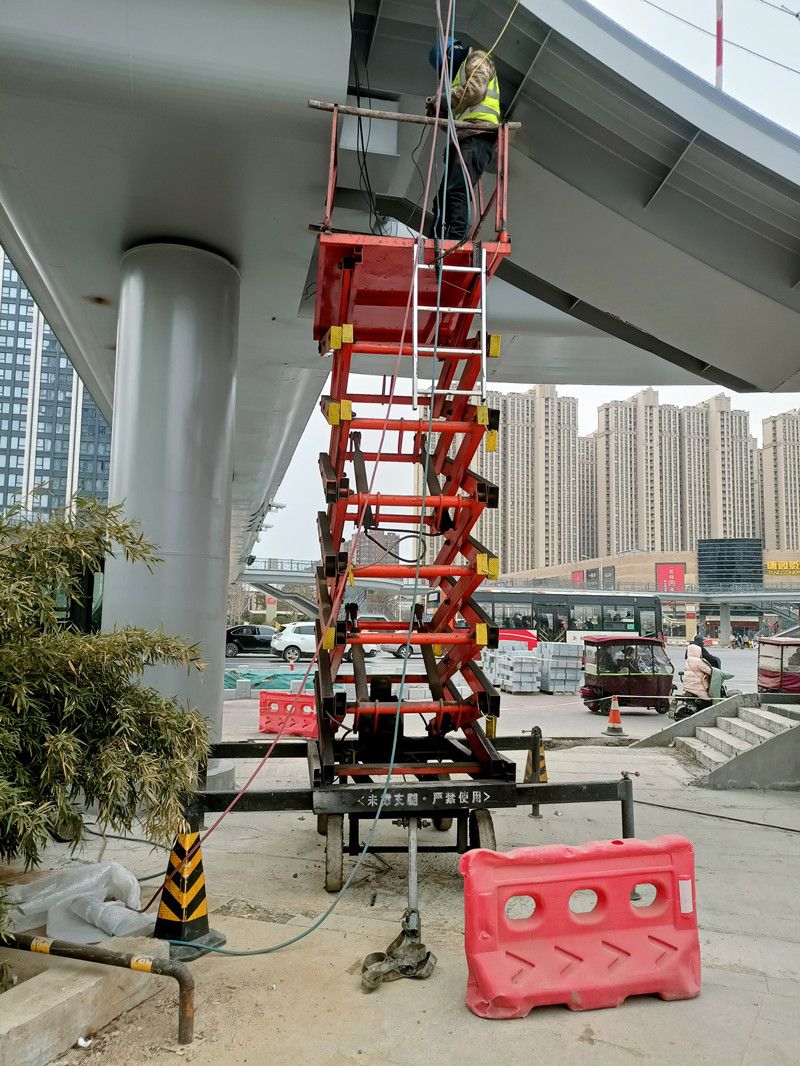 徐州液壓維修平臺、剪叉式液壓升降平臺廠家銷售